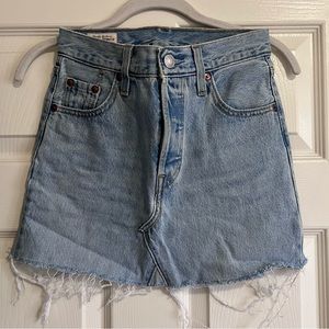 Levi’s Denim Mini Skirt